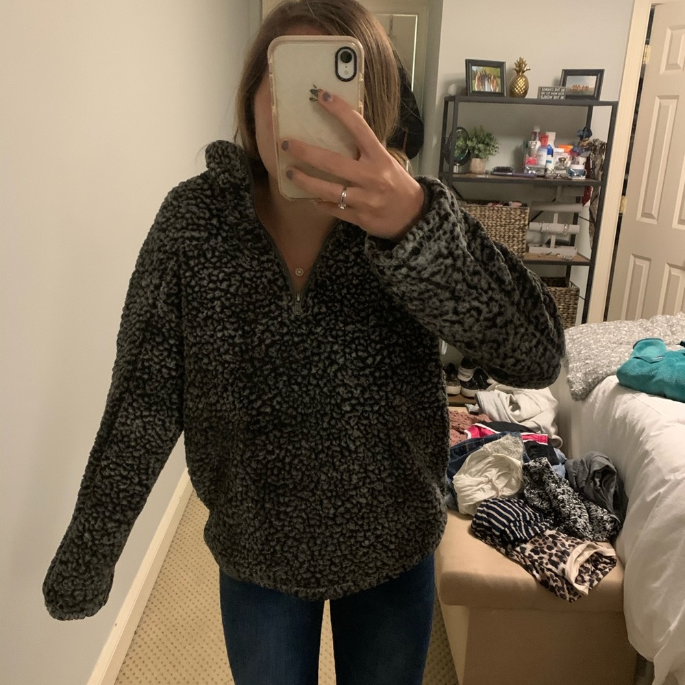 Thread + Supply Fleece